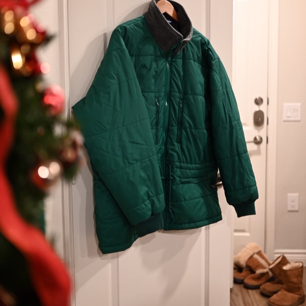 American Eagle Vintage Emerald Green Parka, Size XL, Made in Hong Kong Like New